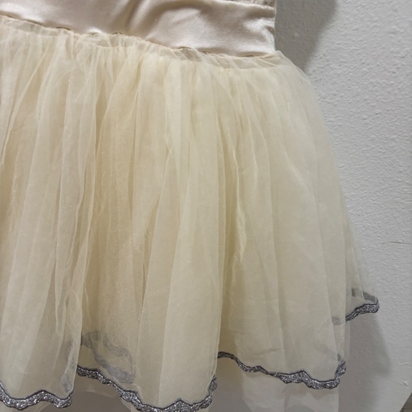 Weissman dance costume, white and silver 14396 size MC - Picture 9 of 17